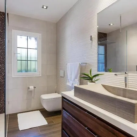 Apartment Beautiful Townhouse *
