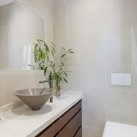 Apartment Beautiful Townhouse *